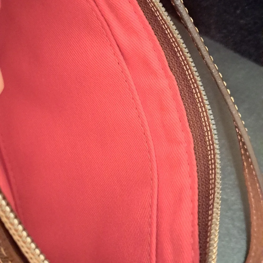 Dooney & Bourke Red and White Houndstooth Wristlet Good preloved condition.